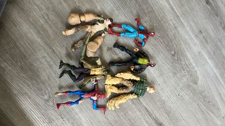 Spider man figures