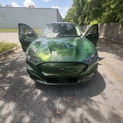2024 Ford Mustang Mach-e