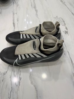 Nike Vapor football cleats 8 1/2