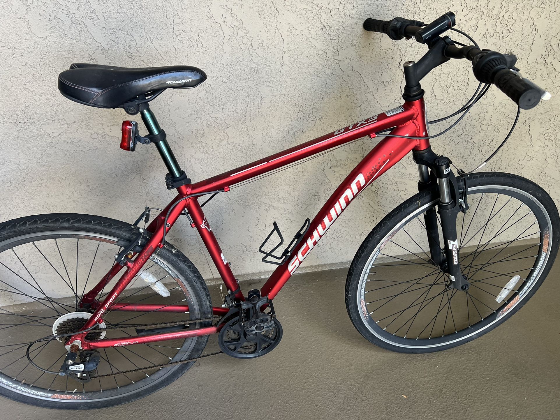Schwinn Mountain Bike. (. Need Work On The Brakes.).