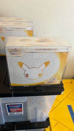 Pokémon 30th etb