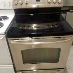 Same Day Delivery Frigidaire Whirlpool 30in Range Electric & All Gas