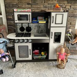 Melissa and Doug chef’s kitchen