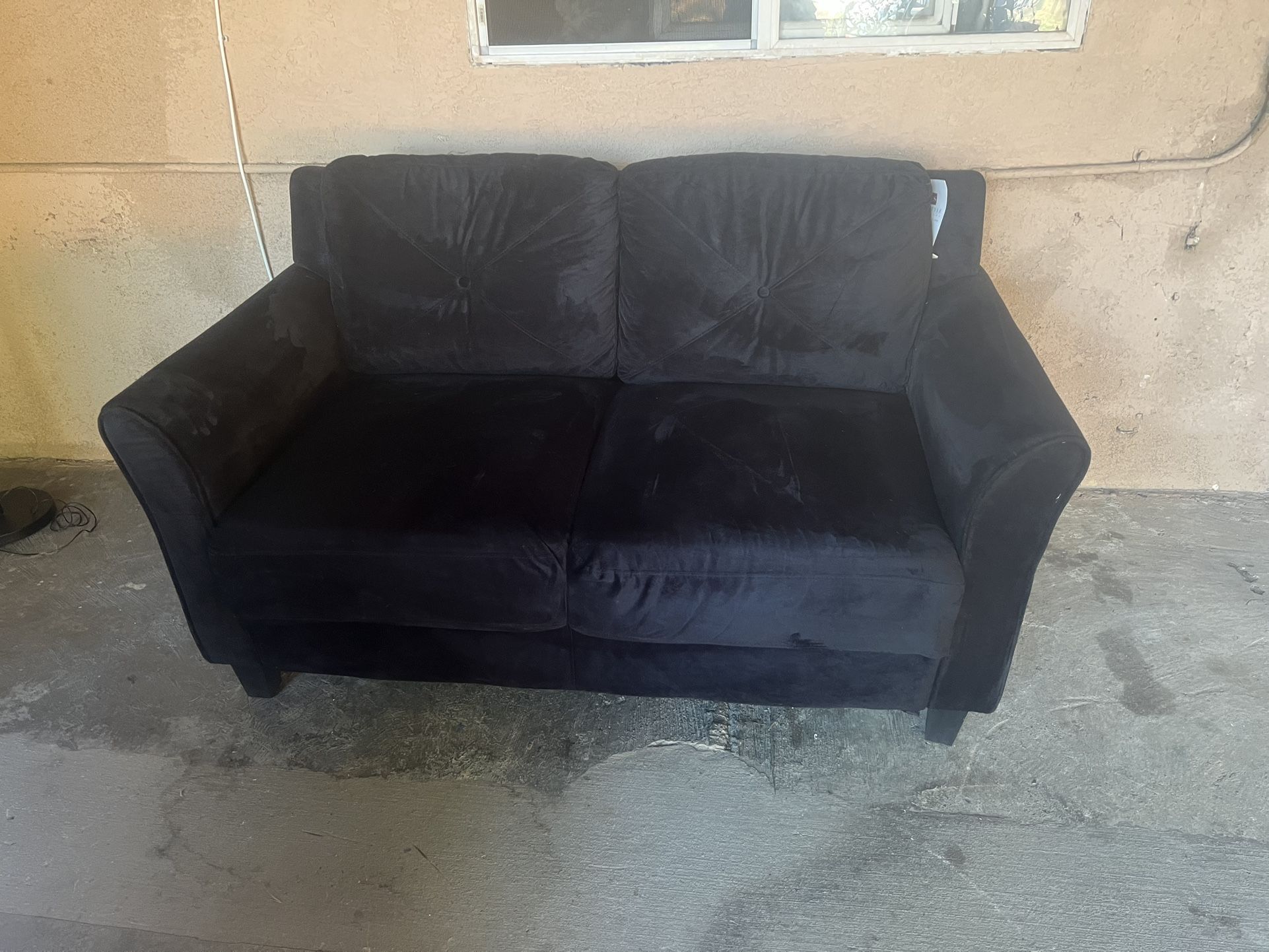 Lifestyle Solutions Loveseat