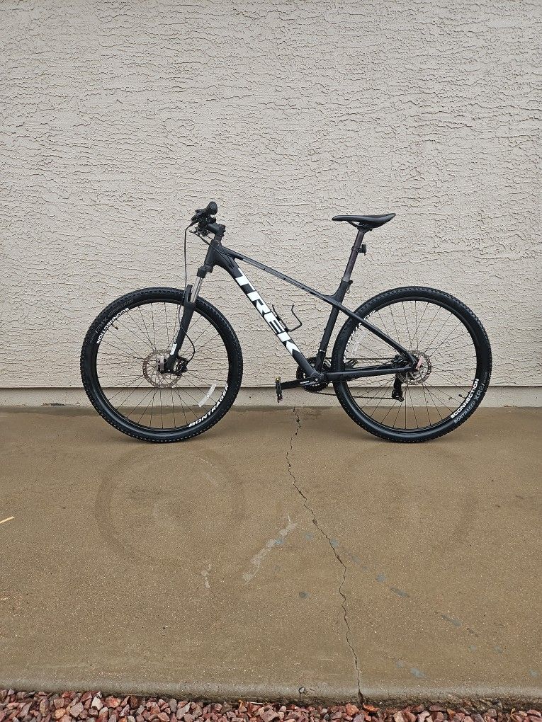 TREK MARLIN 5