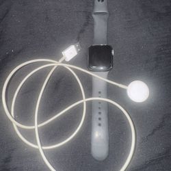 Apple Watch Series 4 