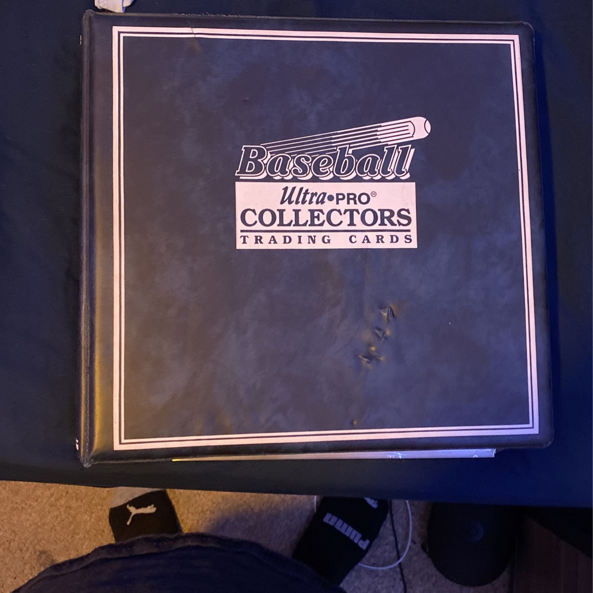 Trading Card Binder(sports cards and Pokémon cards)