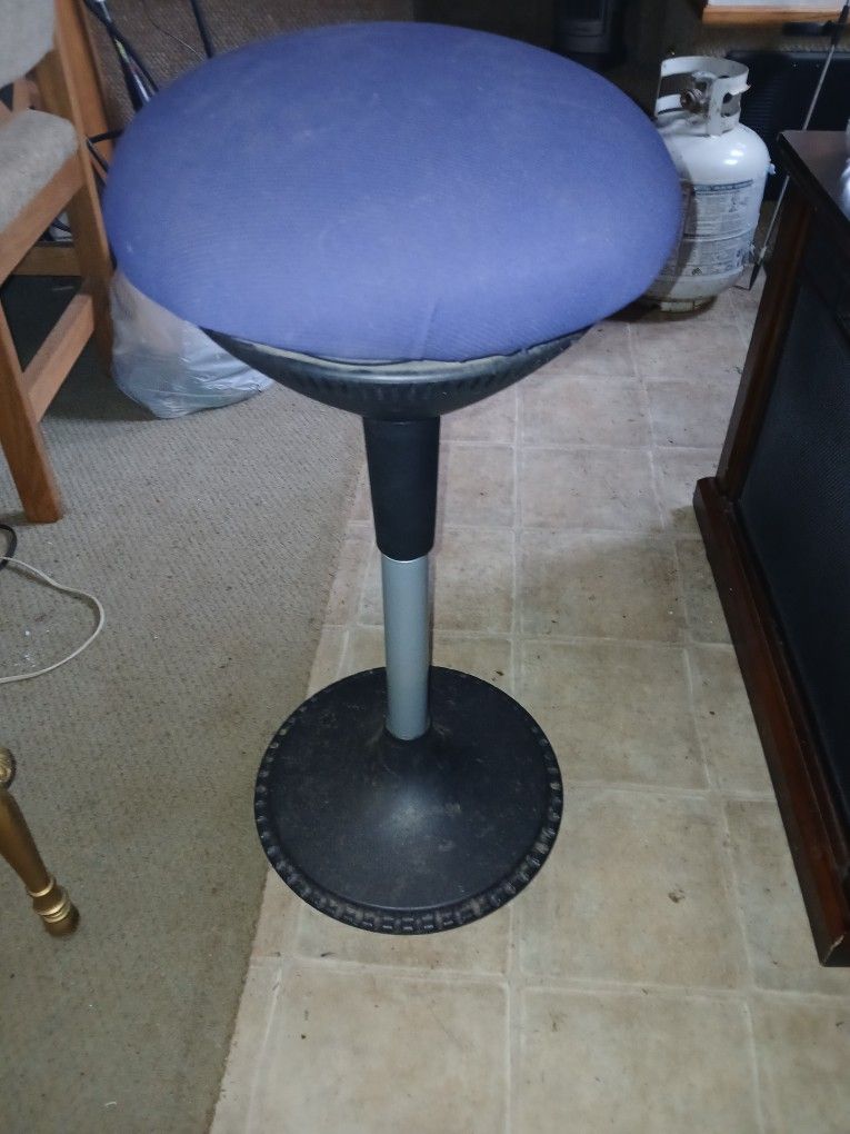 ErgoStool Adjustable Wobble desk stool