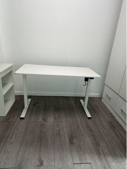 Electric white desk