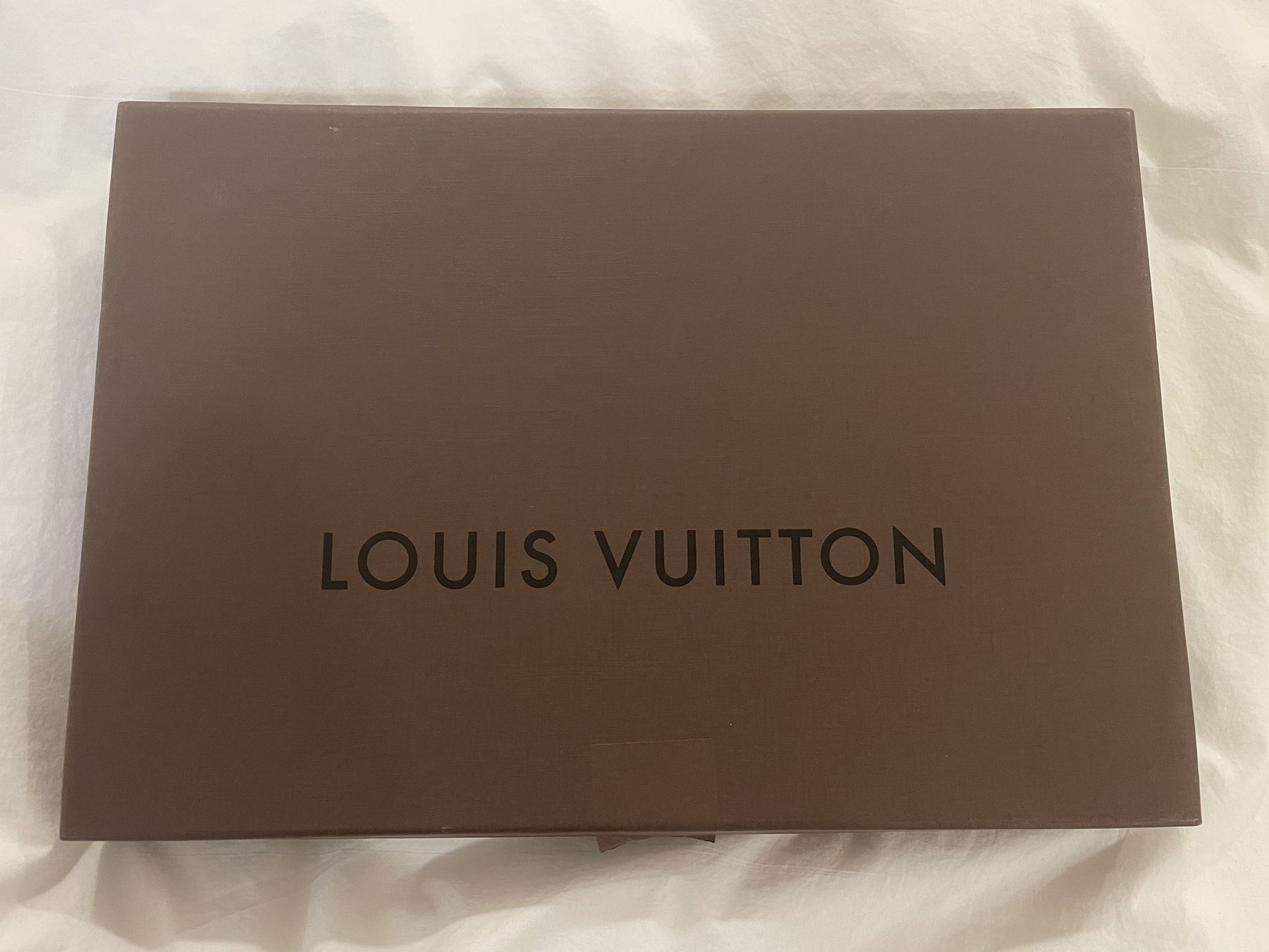 Authentic LOUIS VUITTON Scarf/Wrap Box, 14.5-in x 10-in x 1.75-in