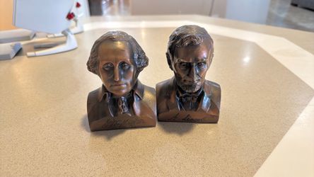 Lincoln & Washington Coin Banks – $25