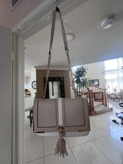 ALDO beautiful Purse Handbag White And Beige 8”x12”