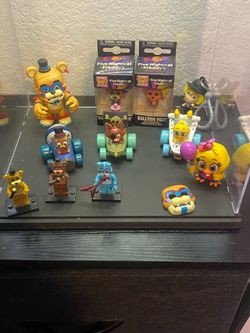 Five nights at Freddy’s toy lot