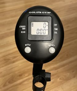 Genuine Gold's Gym Battery Operated 3.5mm Plug In Work Out Tracker