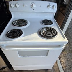 Great Condition GE 30 Inch Stove