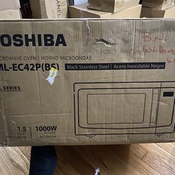 TOSHIBA  Microwave 