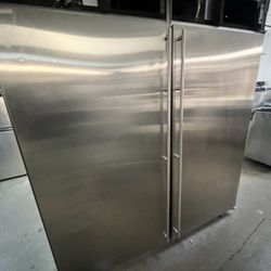 Ge Monogram 72 Built In Refrigerator And Freezer 