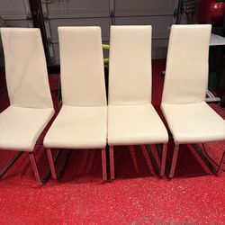 BoConcept leather set of 4 dining chair