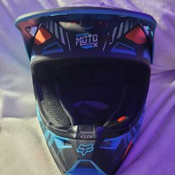 Youth/kids Fox Motorcross  Helmet (Brand-new )