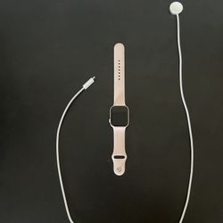 Lightly Used Refurbished Pink Apple Watch 