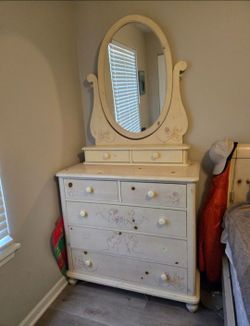 FREE Full Size Bedroom Set