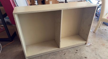 Four shelf bookcase/storage shelf Four shelf bookcase/storage shelf