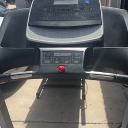 Proform 430i Treadmill-Great Condition!