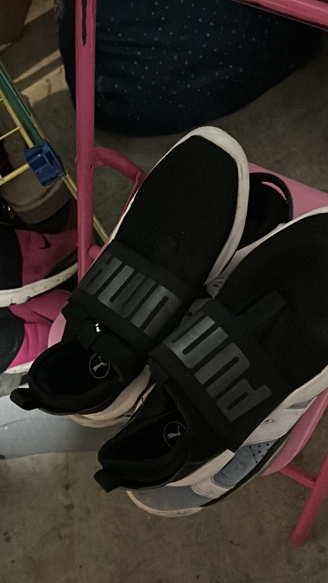 Puma Black 7