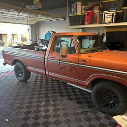 1977 Ford Ranger F250 Camper Special 