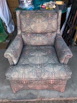 Henredon overstuffed chair