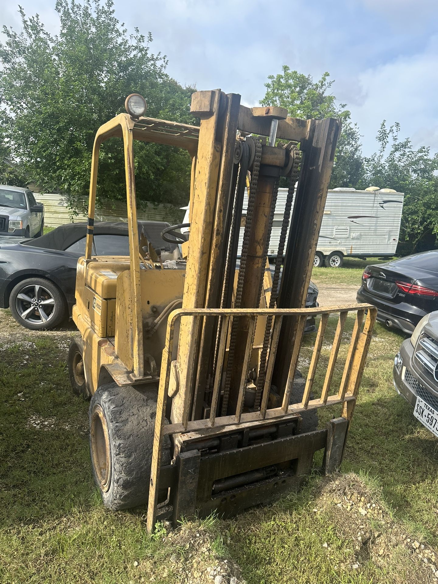 CATERPILLAR MODEL V50C FORKLIFT 5,000 LB.