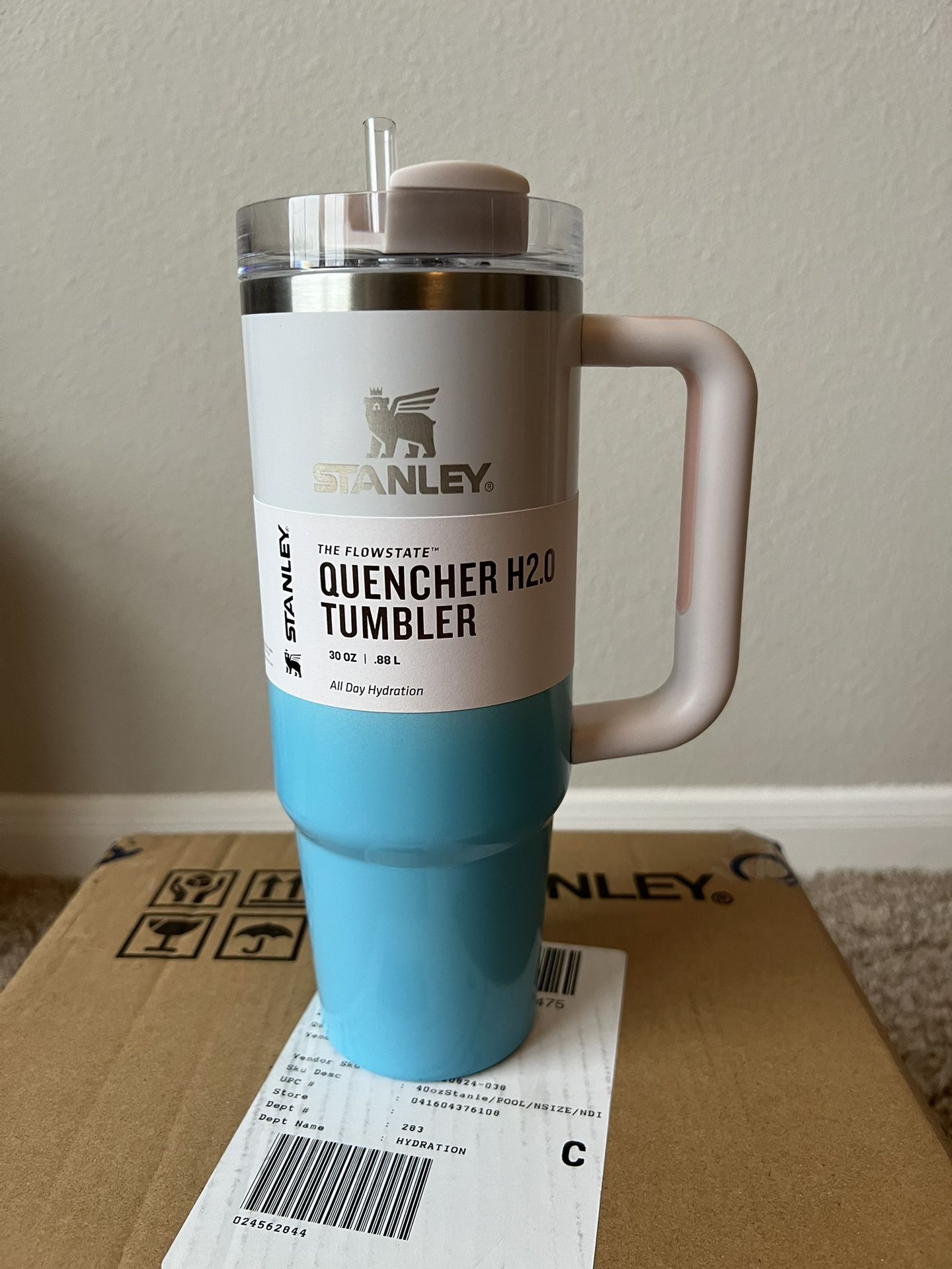 Stanley Flowstate Quencher H2.0 30oz Tumbler - Pool Ombre