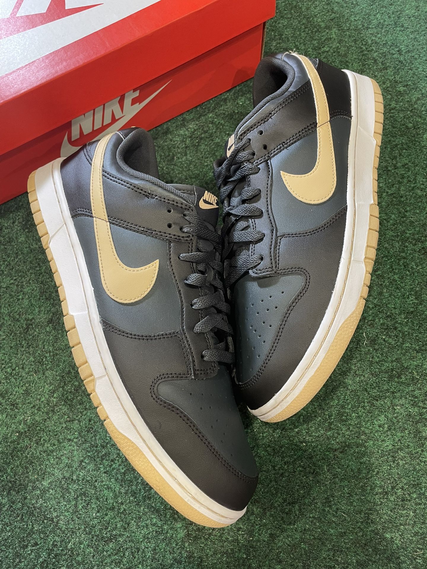 Nike Dunk Black Sesame Size 12