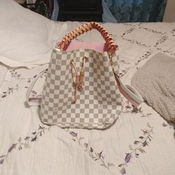 Louis Vuitton for Sale in The Bronx, NY - OfferUp