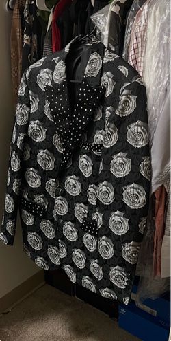 Men’s Silver Rose Floral Tuxedo Blazer / Dinner Jacket