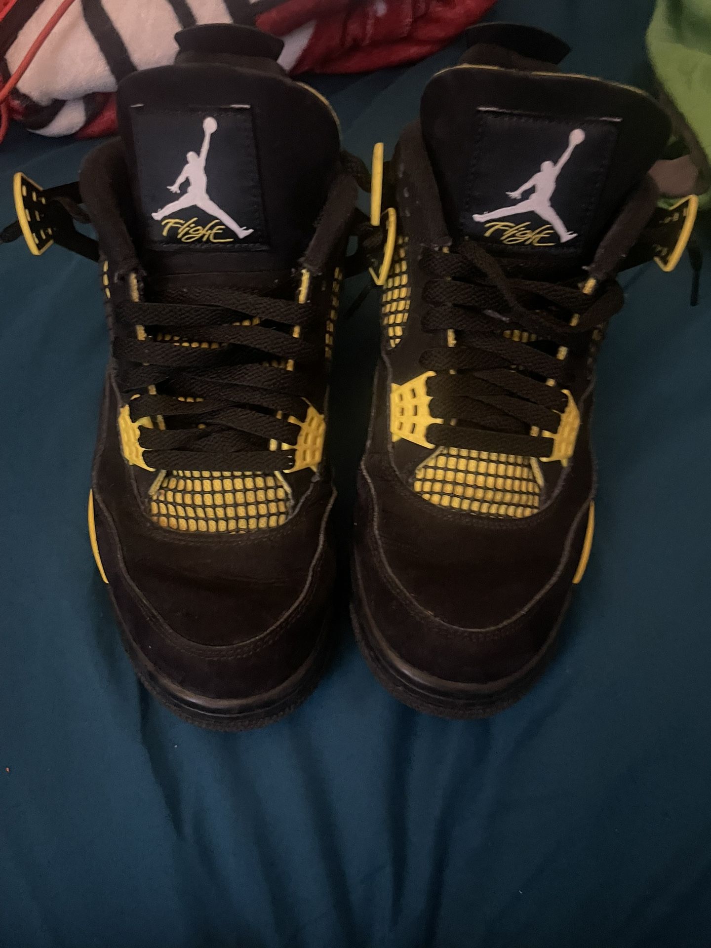 JORDAN 4s