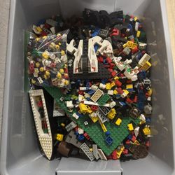 Lego Lot Of Vintage Legos 