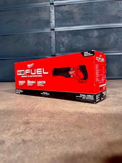 Milwaukee M18 FUEL Sawzall Reciprocating Saw (Tool Only)