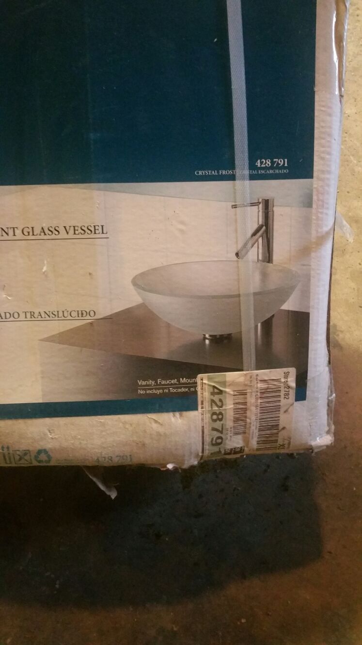 Pagasus glass sink vessel