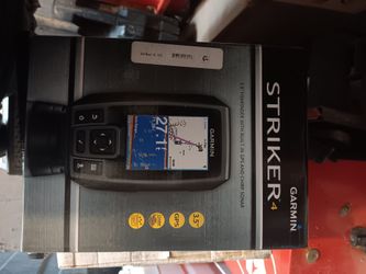 Garmin Straiker 4 Fishfinder With GPS 