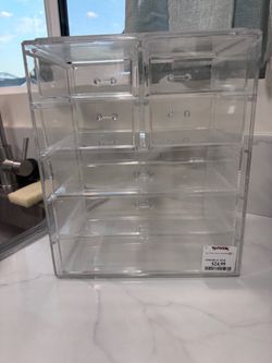 Makeup storage