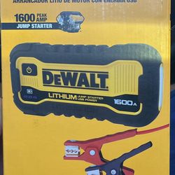 Dewalt Battery Jumper And Power bank 