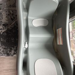 Baby-Toddler Bathtub