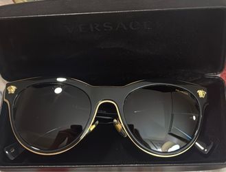 Versace sun glasses: polarized gray