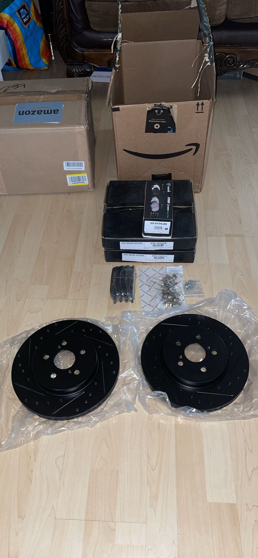 Front Rotors Brake Pads 19-24 Toyota Corolla, 20-24 Toyota Prius