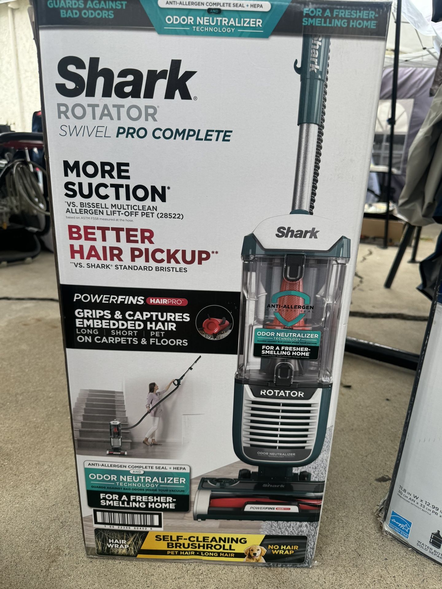 Shark Rotator Swivel Pro Bagless Corded HEPA Filter Upright Vacuum for Multisurface, Carpet & Hardwood/ Wood Laminate in Green