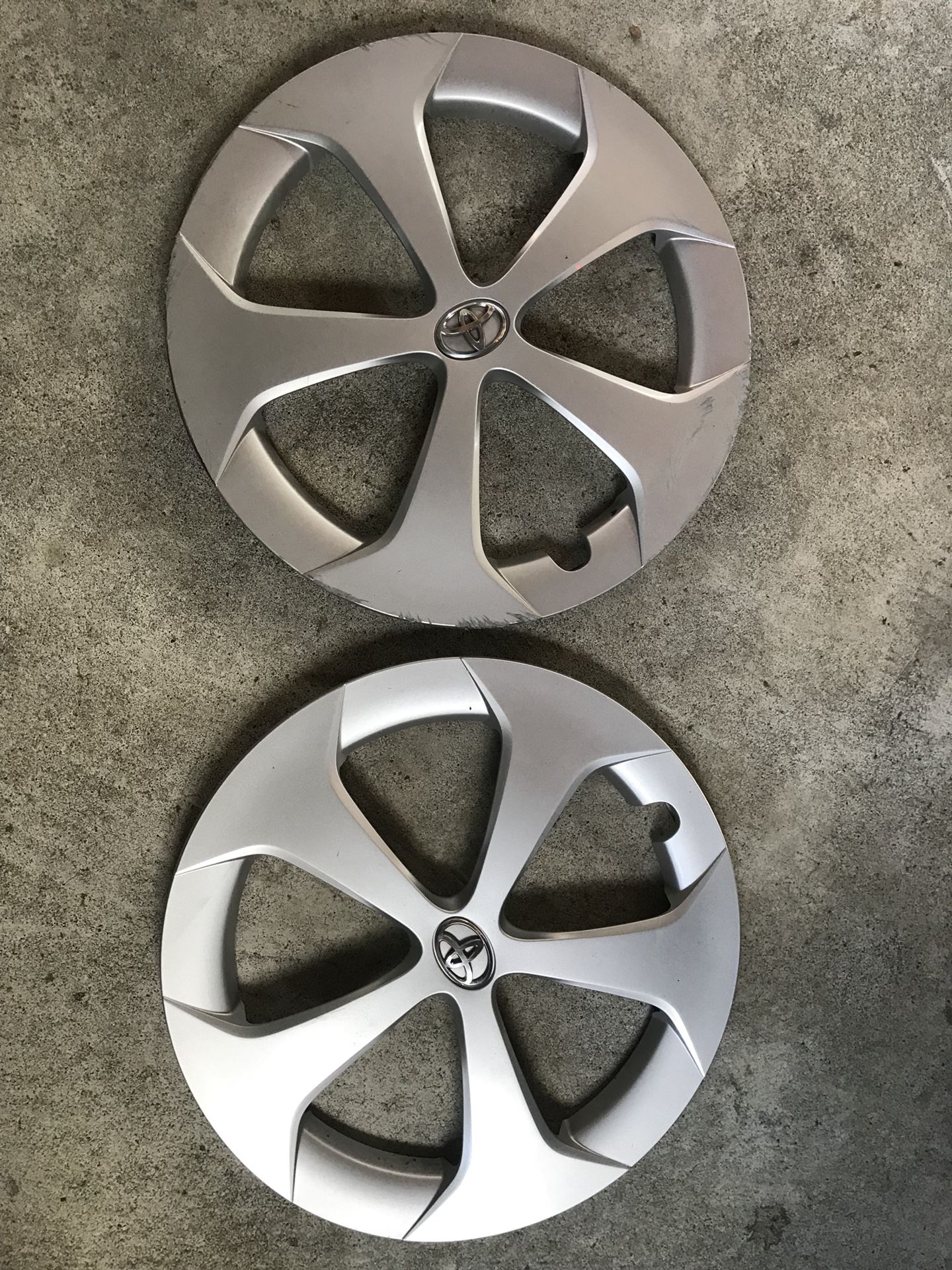 Pair of 2013 Prius hubcaps