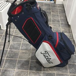 Titleist Hybrid (Cart/Stand) Bag