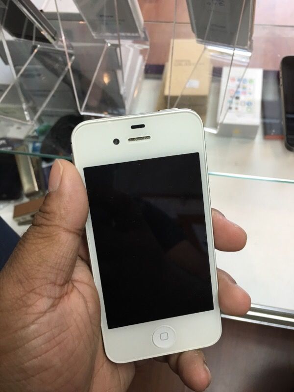 iPhone 4S 16gb Verizon has sim slot