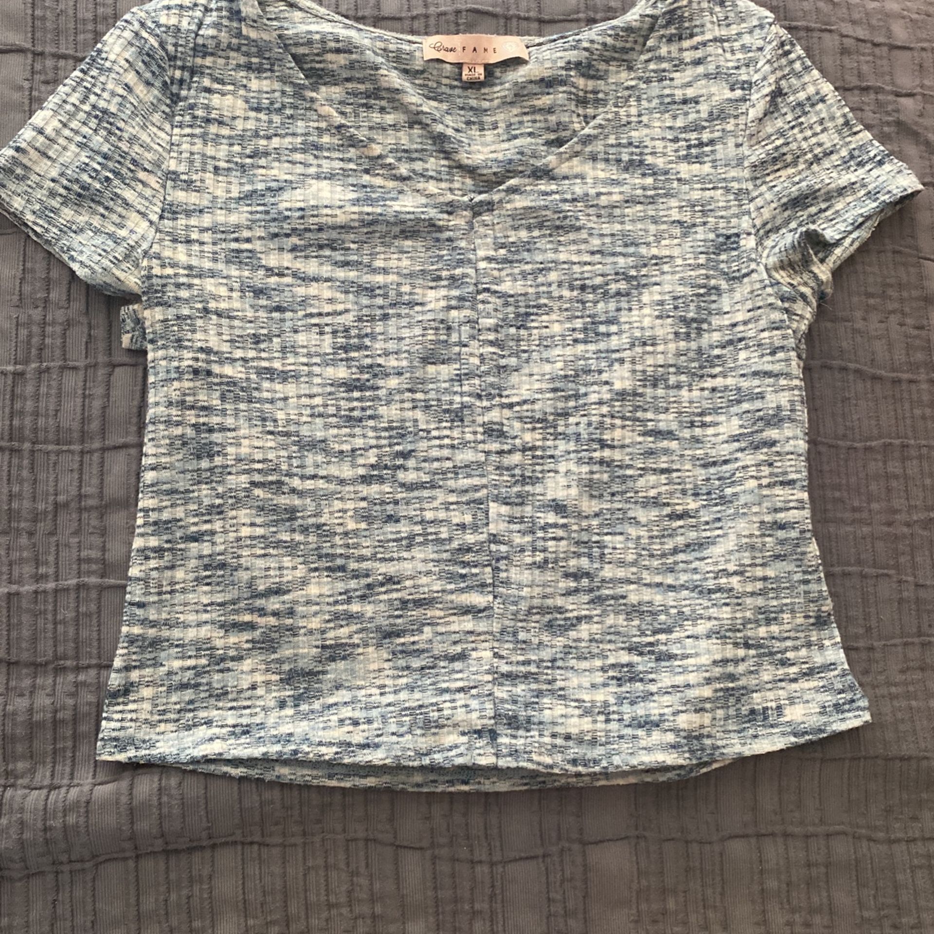 Short Shirt Size XL (fits Like L)